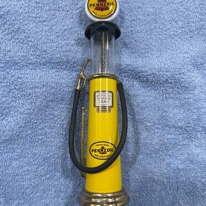 Vintage gearbox mini pen oil pump